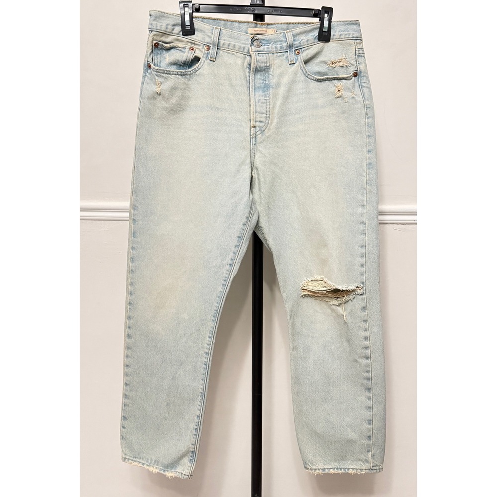 Levis Premium Wedgie Straight Distressed Light Wash Jeans 32x28 34964-0121 - Picture 2 of 16